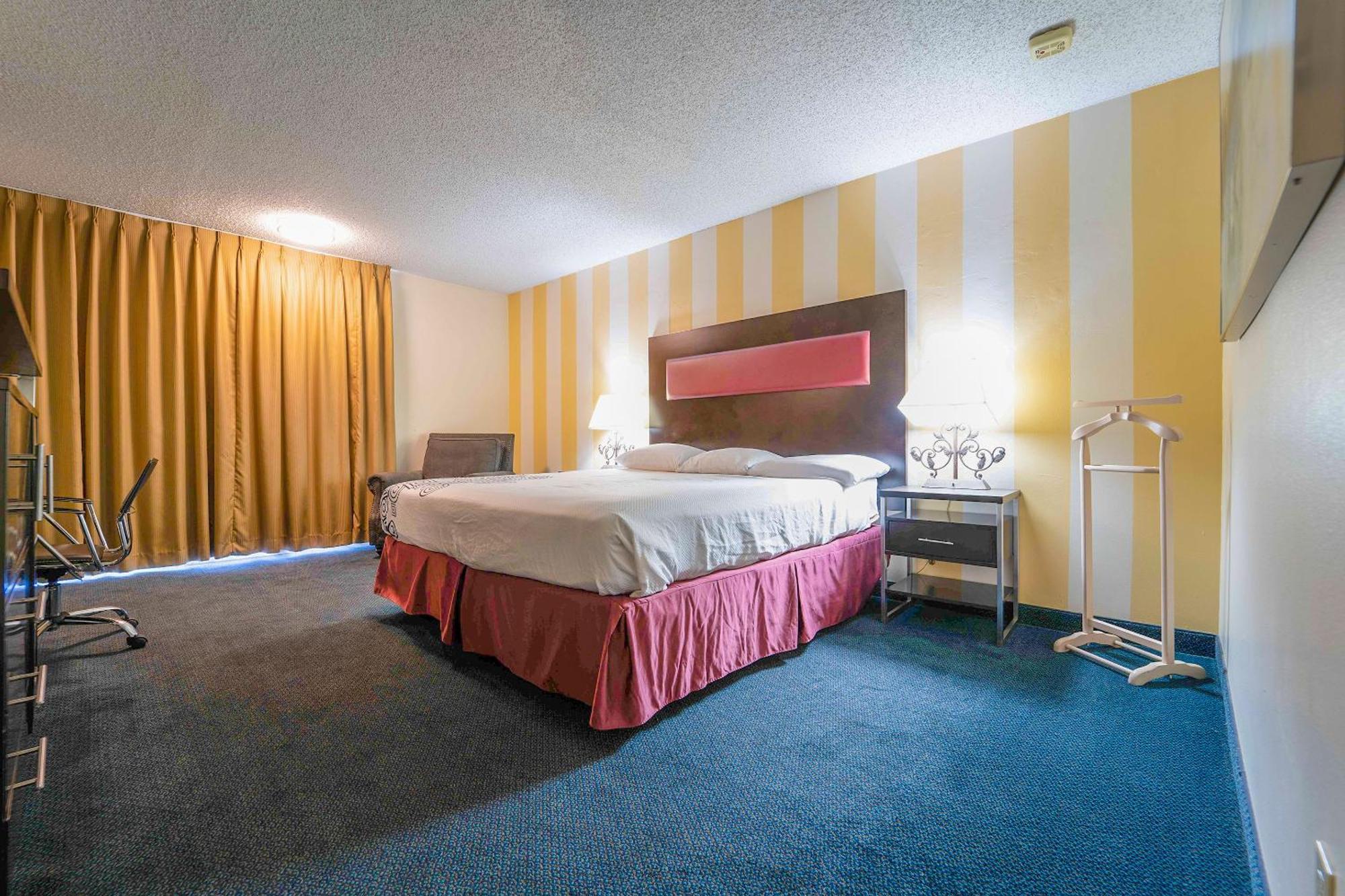 Royal Plaza Inn Индио Экстерьер фото